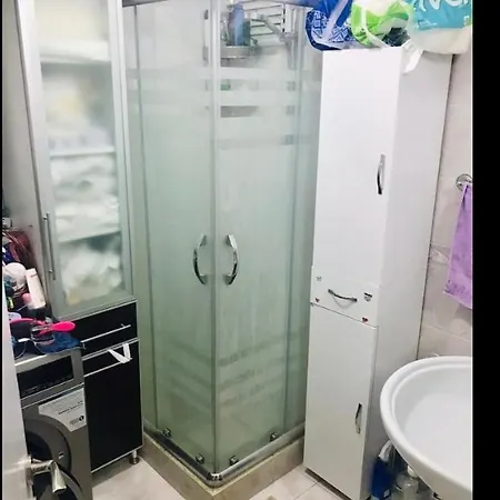 Проживание в семье Istanbul Shine Center *